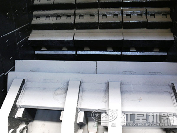 HD鄂式破碎機内部部件圖