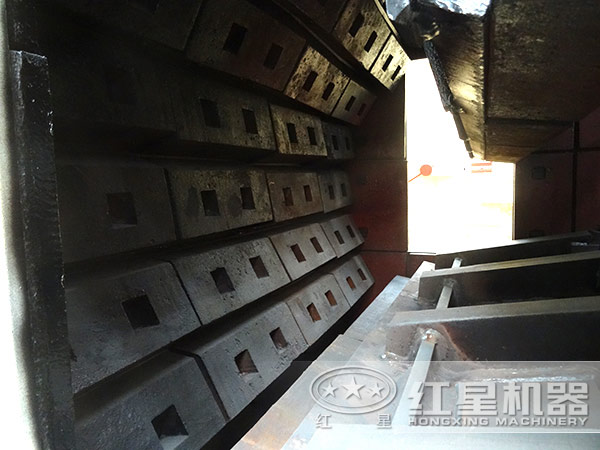 反擊式破碎機結構細節圖