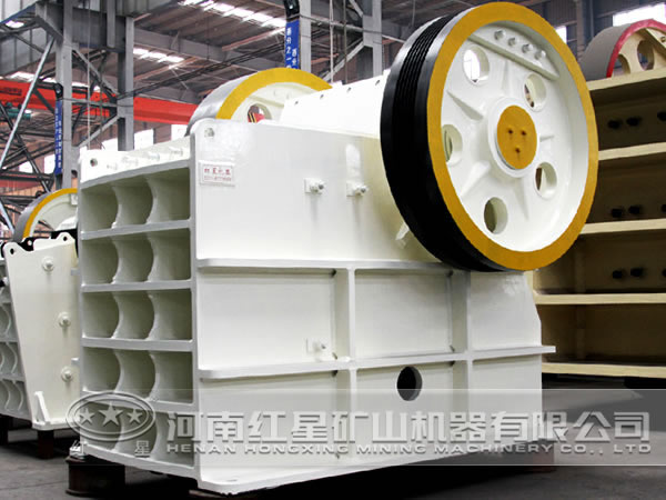 矽藻土颚式破碎機