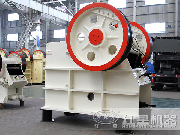 輝綠石破碎機圖 輝綠石破碎機圖