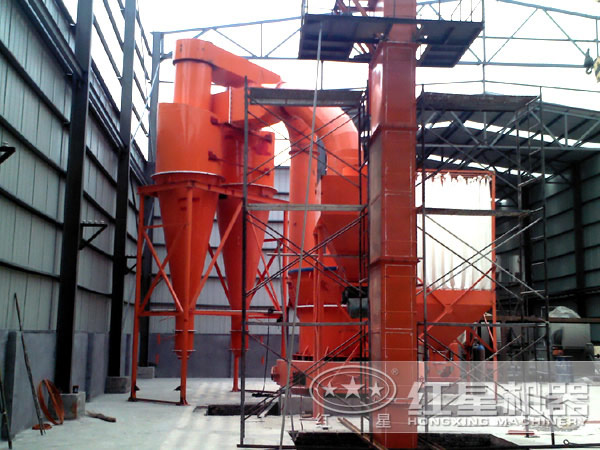 雷蒙磨粉機生産現場圖