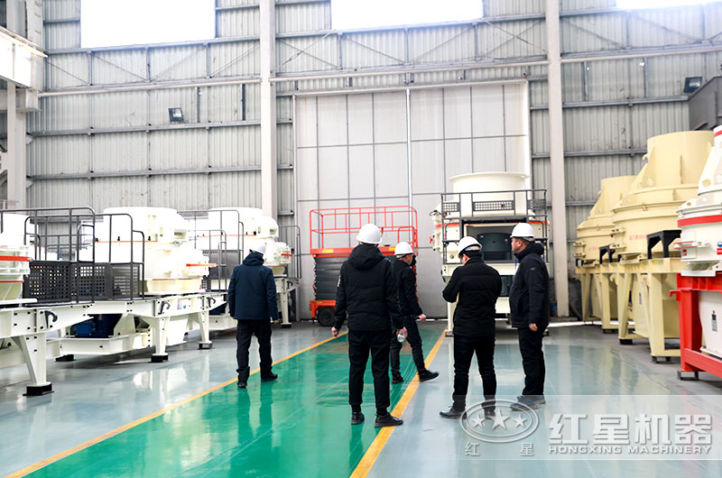 客戶來廠參觀選購制砂機 客戶來廠參觀選購制砂機