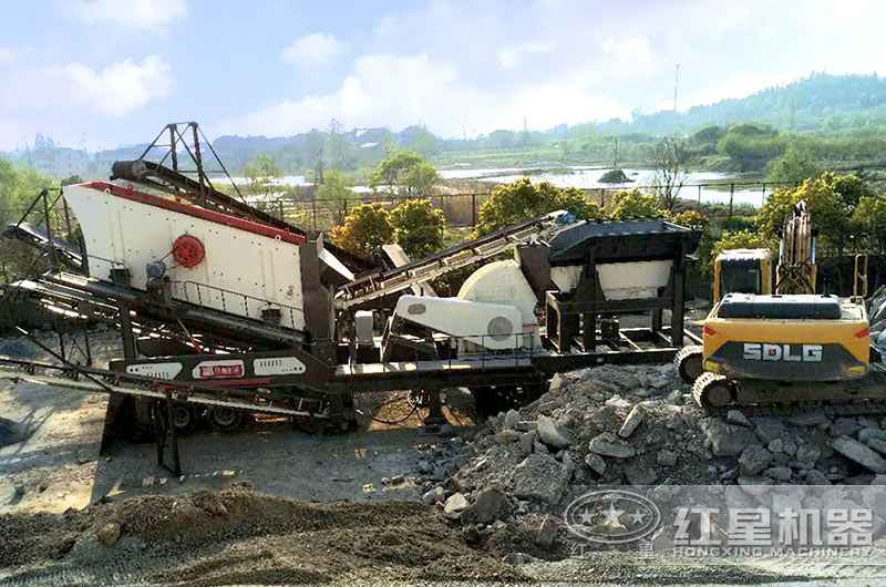 山東菏澤煤矸石移動破碎現場 山東菏澤煤矸石移動破碎現場