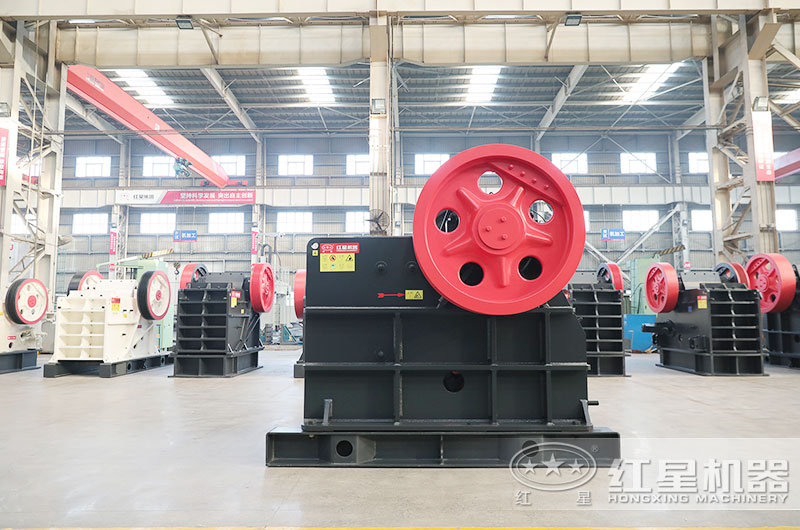 46颚式破碎機 46颚式破碎機