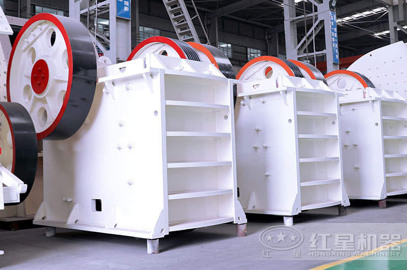 750x1060颚式破碎機車間實拍圖 750x1060颚式破碎機車間實拍圖