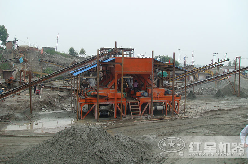 煤矸石破碎加工現場 煤矸石破碎加工現場