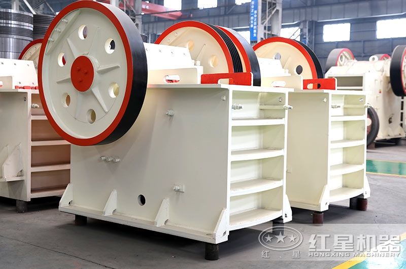 PE颚式破碎機 PE颚式破碎機