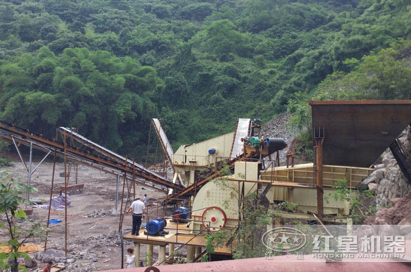 一次成型碎石生産線現場 一次成型碎石生産線現場