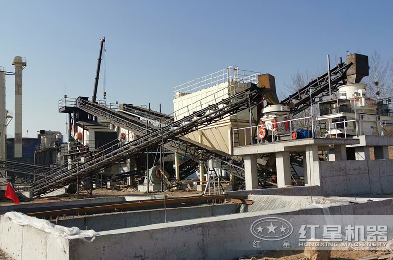 多缸圓錐破碎機作業現場 多缸圓錐破碎機作業現場