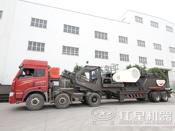 輪胎式移動破碎站發貨了