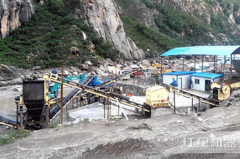 小型石頭沖擊式破碎機用戶現場拍攝