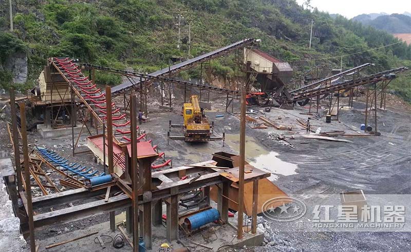 生産線正在安裝 生産線正在安裝