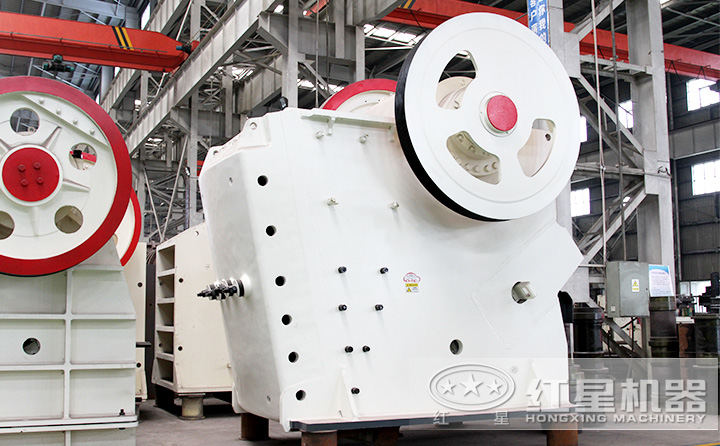 鄂式破碎機廠家現貨供應 鄂式破碎機廠家現貨供應