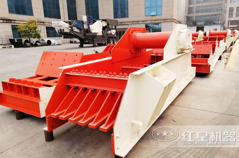 石料生産線中振動給料機 石料生産線中振動給料機