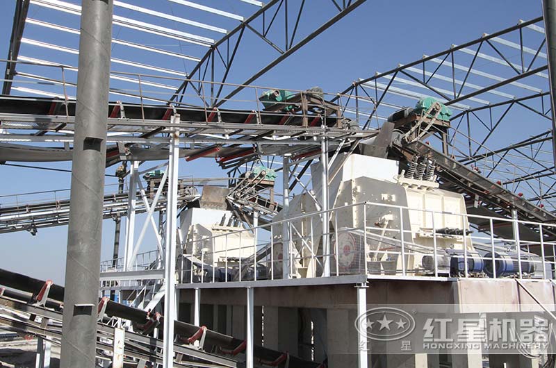 反擊式破碎機作業現場圖 反擊式破碎機作業現場圖