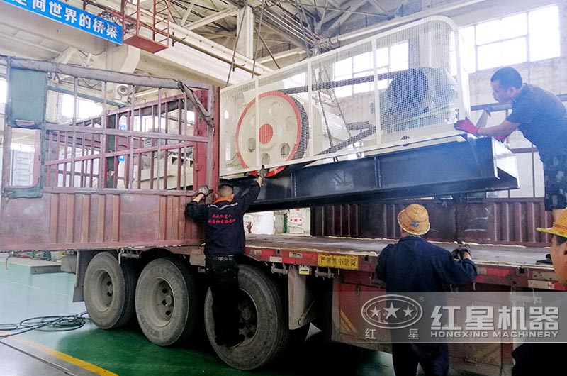 紅星專車運輸,讓每一位用戶盡早投入生産 紅星專車運輸,讓每一位用戶盡早投入生産