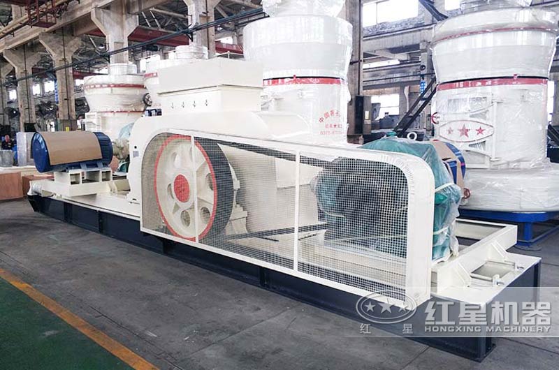 時産100噸雙齒輥破碎機 時産100噸雙齒輥破碎機