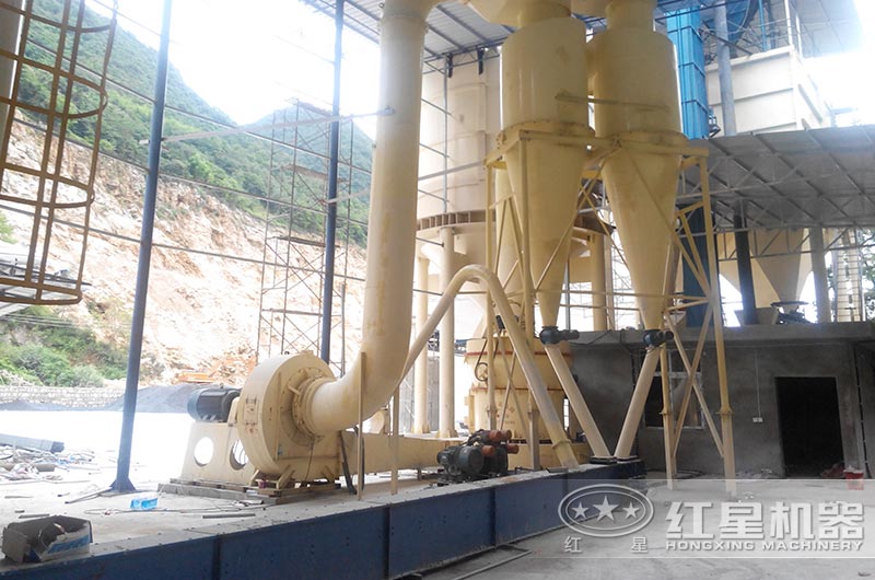 河南客戶碎石磨粉現場 河南客戶碎石磨粉現場