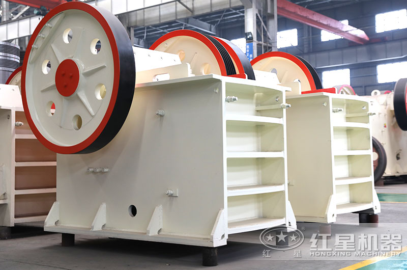 PE-500×750颚式破碎機設備圖 PE-500×750颚式破碎機設備圖