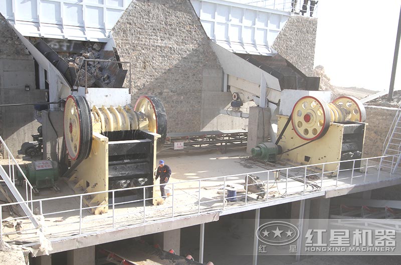 大型破碎機生産現場圖 大型破碎機生産現場圖