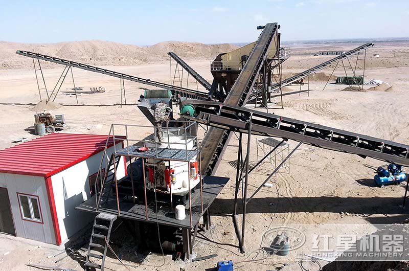 每小時100噸圓錐式破碎機生産現場圖 每小時100噸圓錐式破碎機生産現場圖