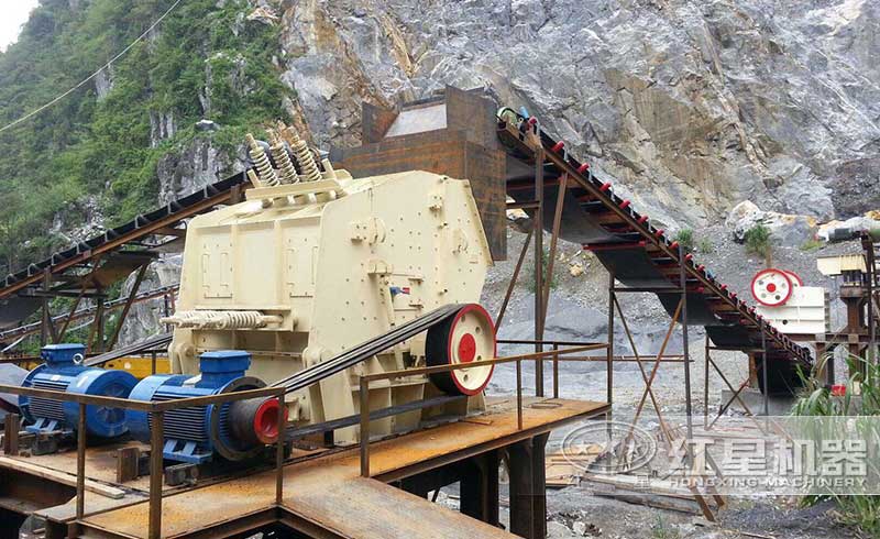 PF1010反擊式破碎機生産現場圖 PF1010反擊式破碎機生産現場圖