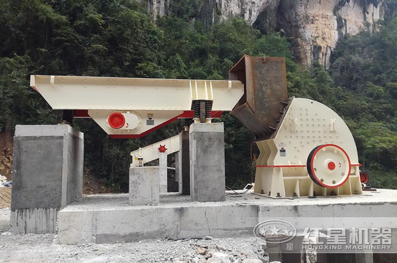 錘式破碎機投産之前現場圖片 錘式破碎機投産之前現場圖片