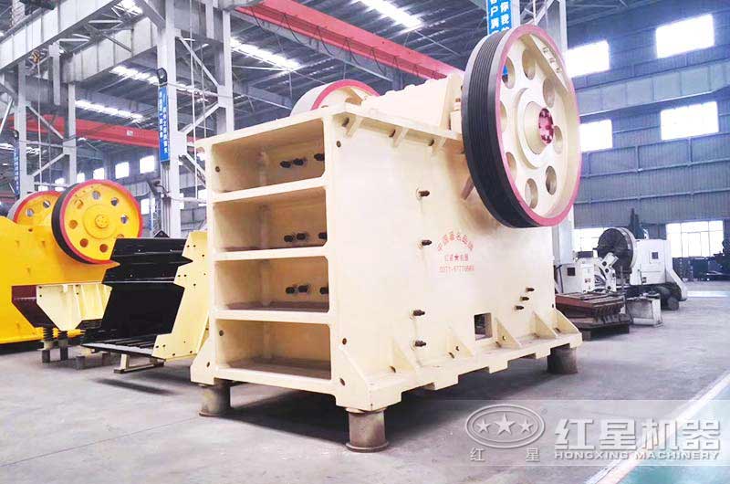 1215破碎機設備實拍圖(每小時産量400-800噸) 1215破碎機設備實拍圖(每小時産量400-800噸)