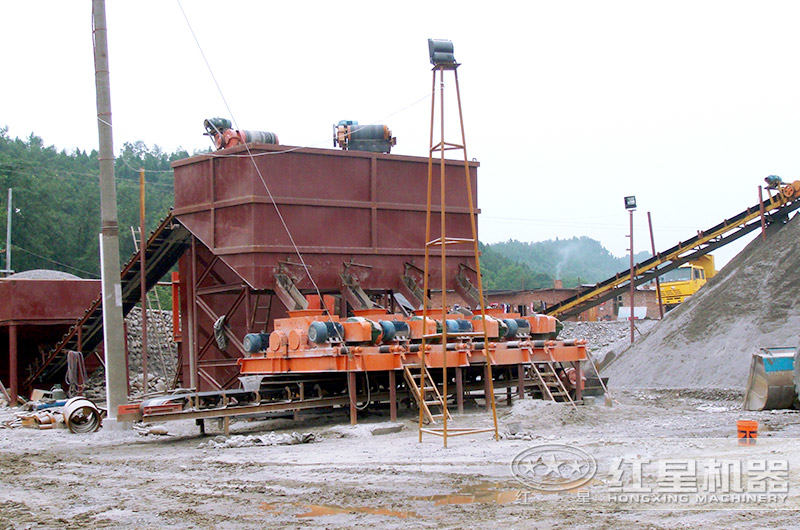 對輥破生産現場 對輥破生産現場