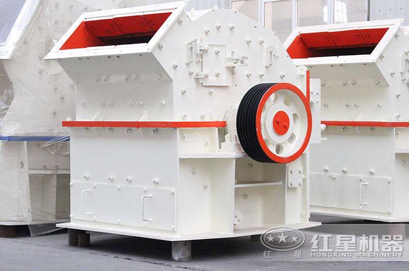 小型石料制沙機_細碎機車間實拍圖 小型石料制沙機_細碎機車間實拍圖