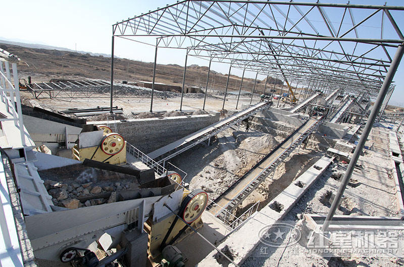 大型打石機生産現場 大型打石機生産現場