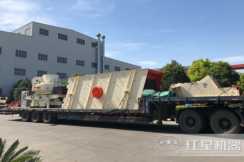 礦山碎石機發貨現場圖 礦山碎石機發貨現場圖
