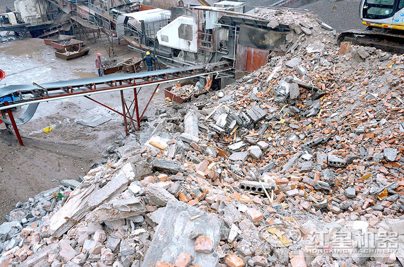 廢舊混凝土塊處理現場 廢舊混凝土塊處理現場
