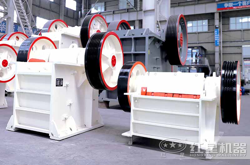 颚式破碎機車間實拍圖 颚式破碎機車間實拍圖