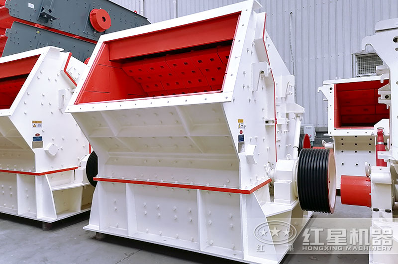 CI反擊破碎機車間實拍大圖 CI反擊破碎機車間實拍大圖