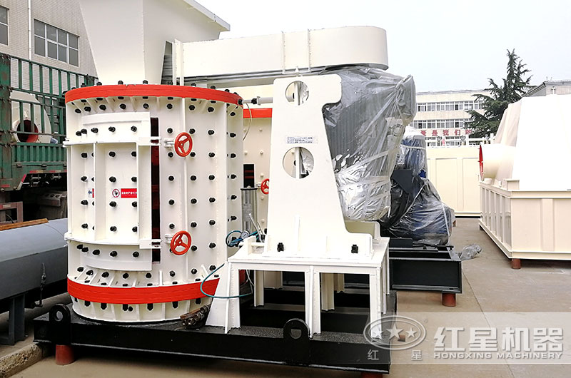 立式複合破碎機廠區實拍圖片 立式複合破碎機廠區實拍圖片