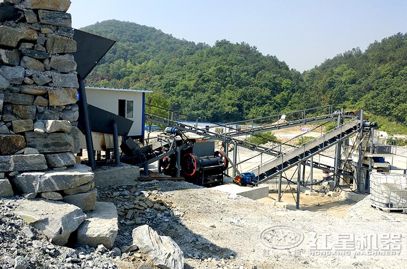 湖北廣水機制砂生産線一角,近距離觀看細鄂破機 湖北廣水機制砂生産線一角,近距離觀看細鄂破機