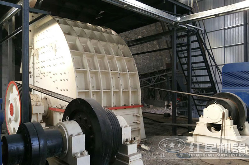 錘式煤炭破碎機作業現場 錘式煤炭破碎機作業現場