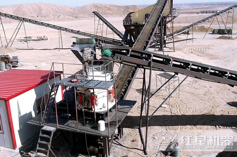 玄武岩石子生産現場 玄武岩石子生産現場