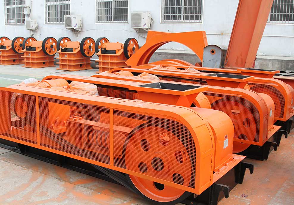 珍珠岩對輥破碎機