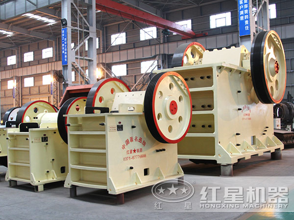 金紅石颚式破碎機