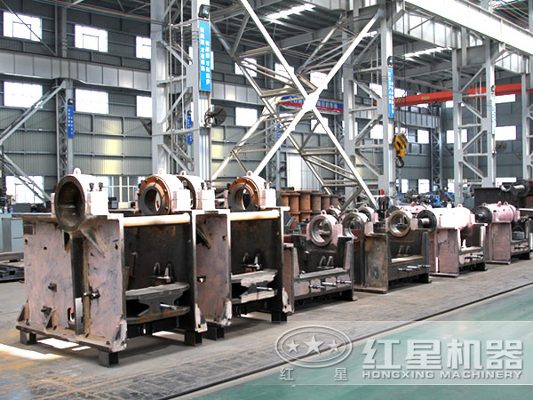 高嶺土颚式破碎機部件展示圖