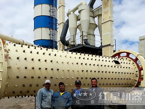 球磨機生産現場