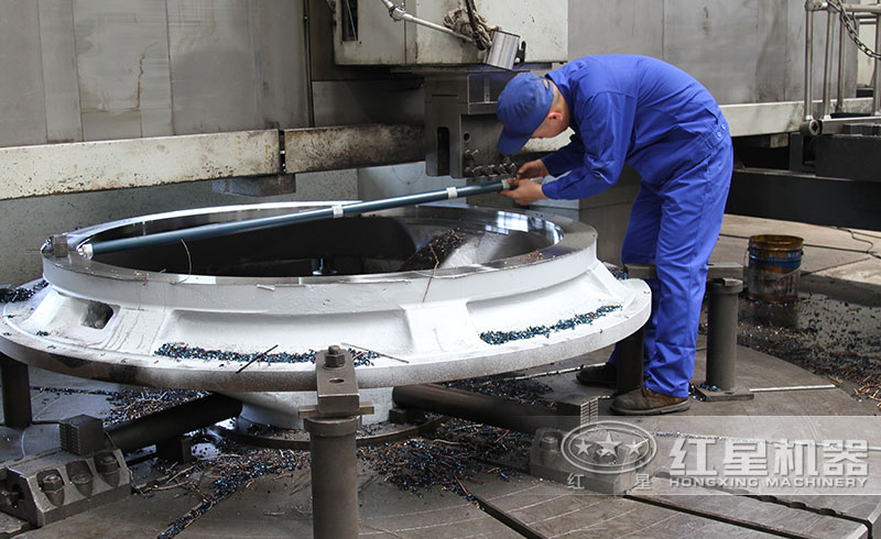 紅星設備生産車間