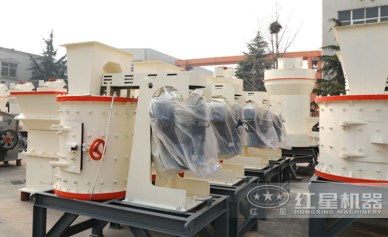 環保複合式碎石機廠區一角