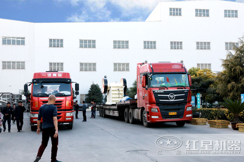 又一台PE900×1060颚式破碎機發貨了