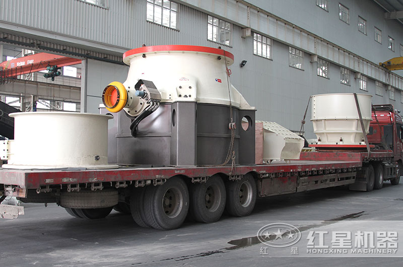 大型單缸液壓圓錐破碎機準備發貨