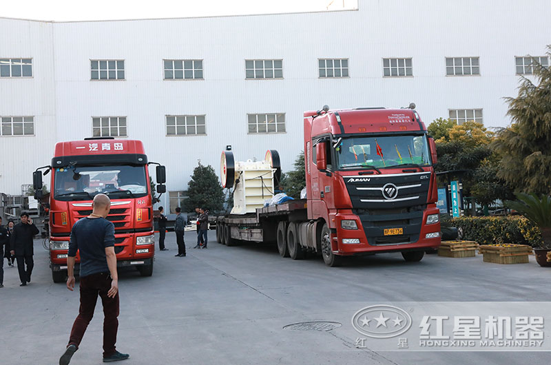 花崗岩破碎機設備發往浙江