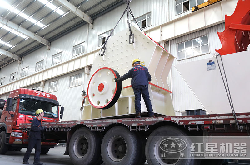 時産500噸重錘破碎機發往山西